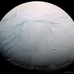
Molécules organiques complexes sur Encelade
