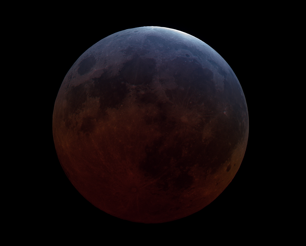 Dans L Ombre De La Lune Pleine Lune dans l'ombre de la Terre - L'image d'astronomie du jour - APOD