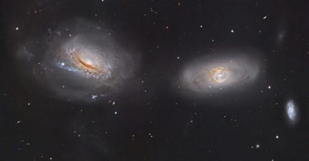 Dérouler la pelote de NGC 3169