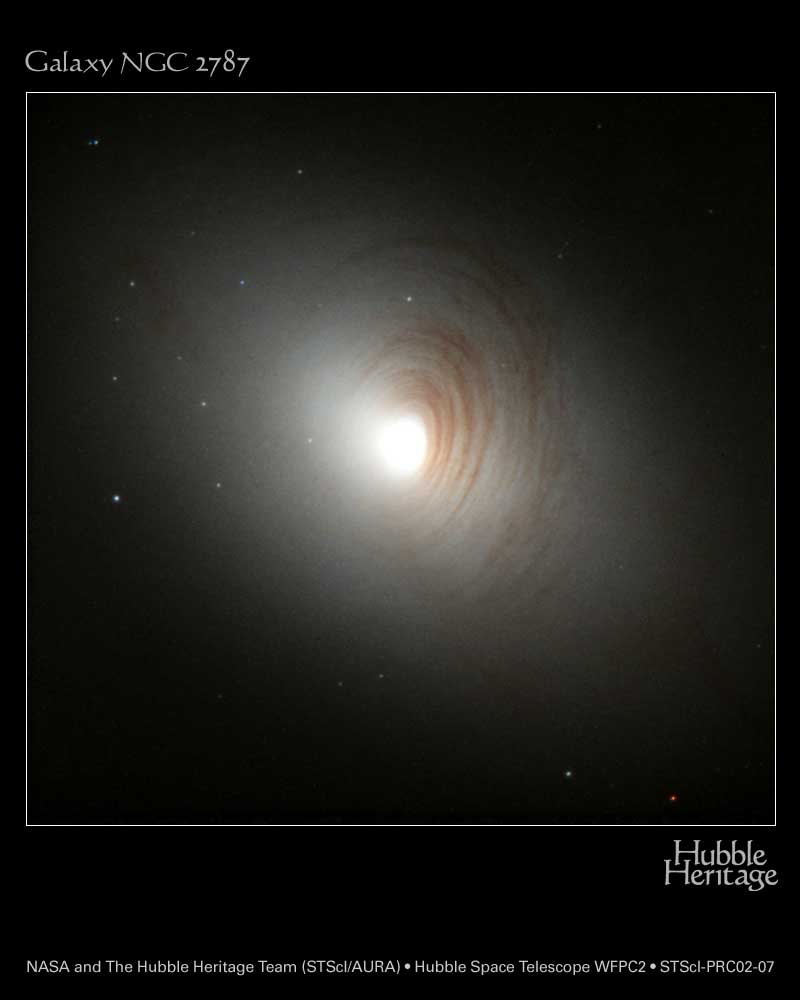 NGC 2787 : une galaxie lenticulaire barrée