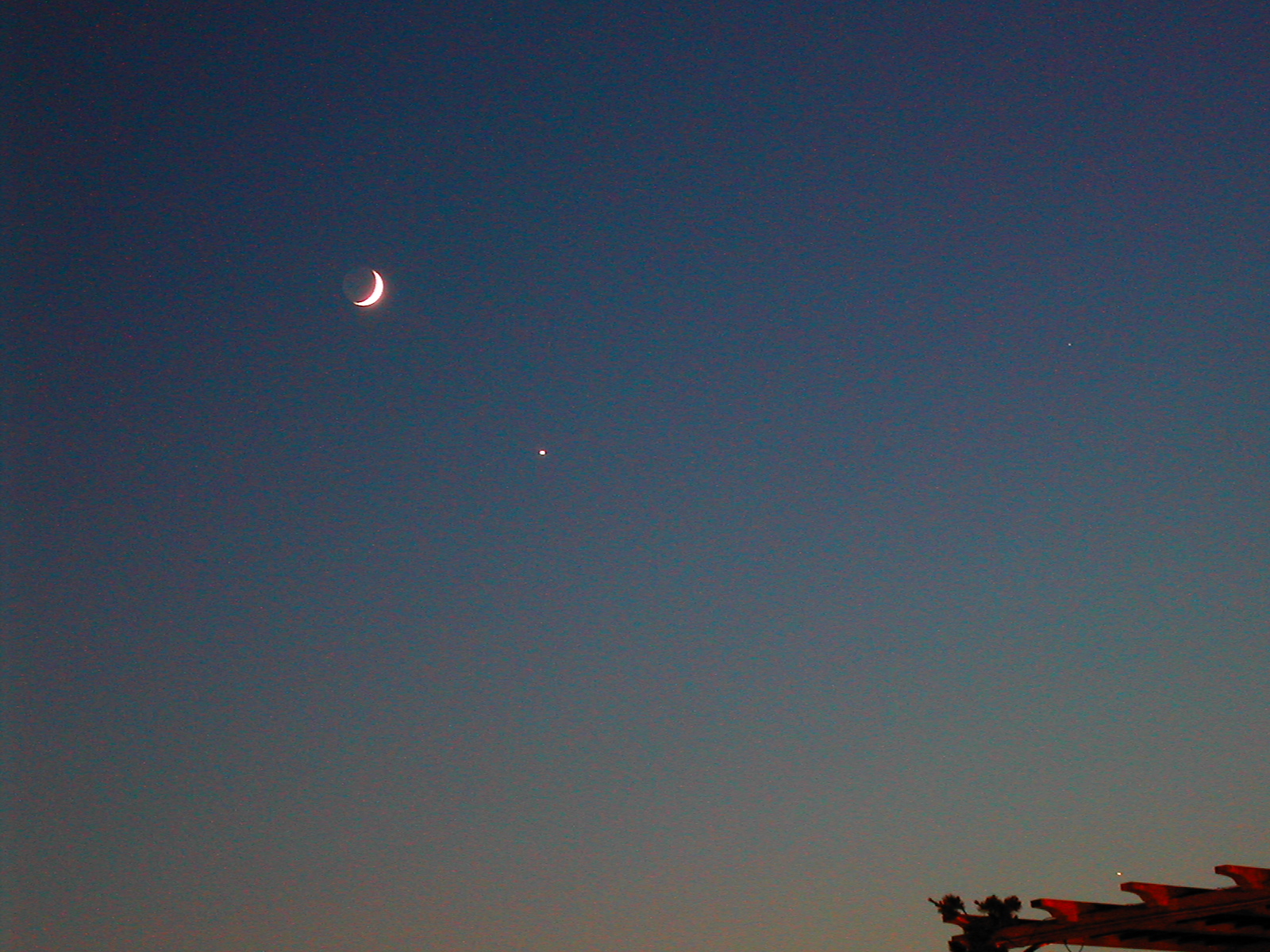 La Lune et Vénus au-dessus de Genève