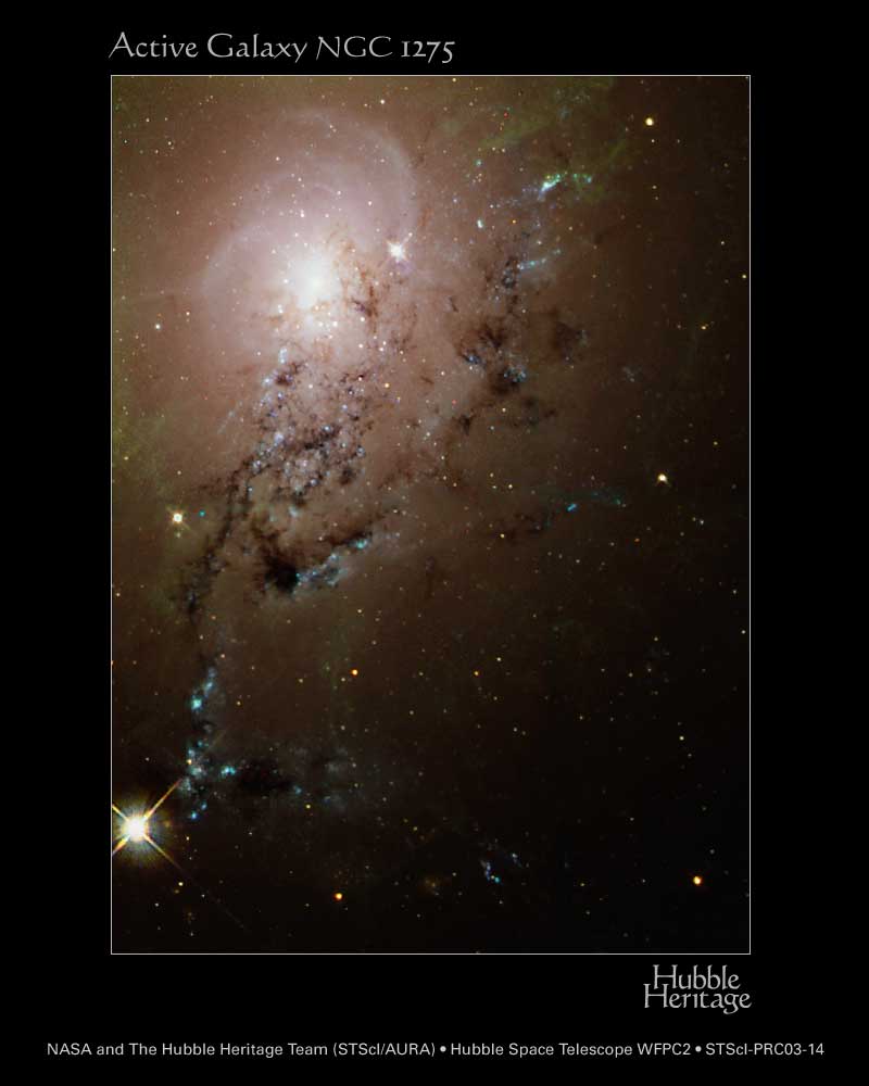 NGC 1275 : une collision galactique
