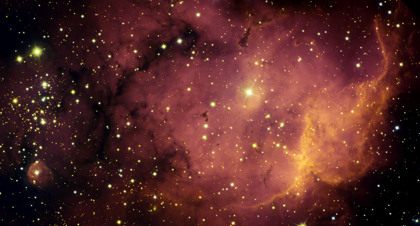 NGC 2467 : Du gaz aux étoiles
