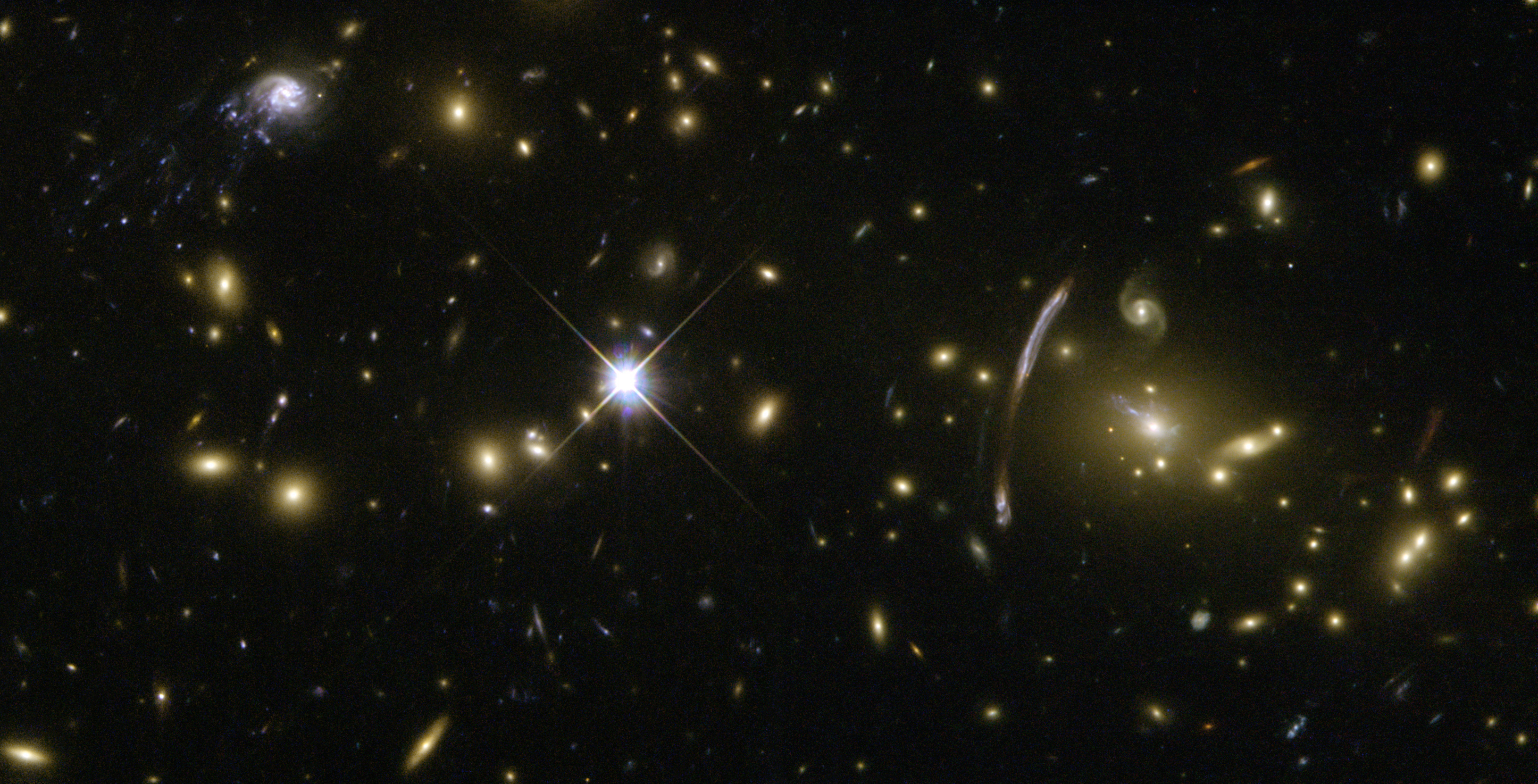 Illusion et évolution dans l\'amas galactique Abell 2667