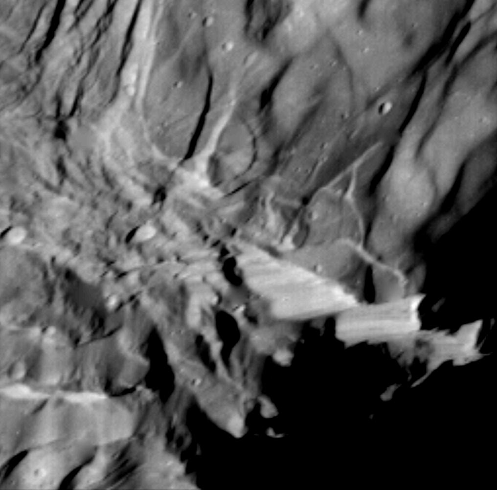 Verona Rupes, la plus haute falaise de tout le système solaire