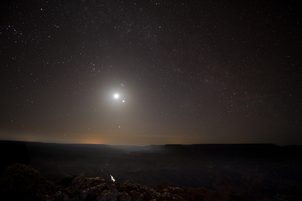 Le Grand Canyon au clair de Lune