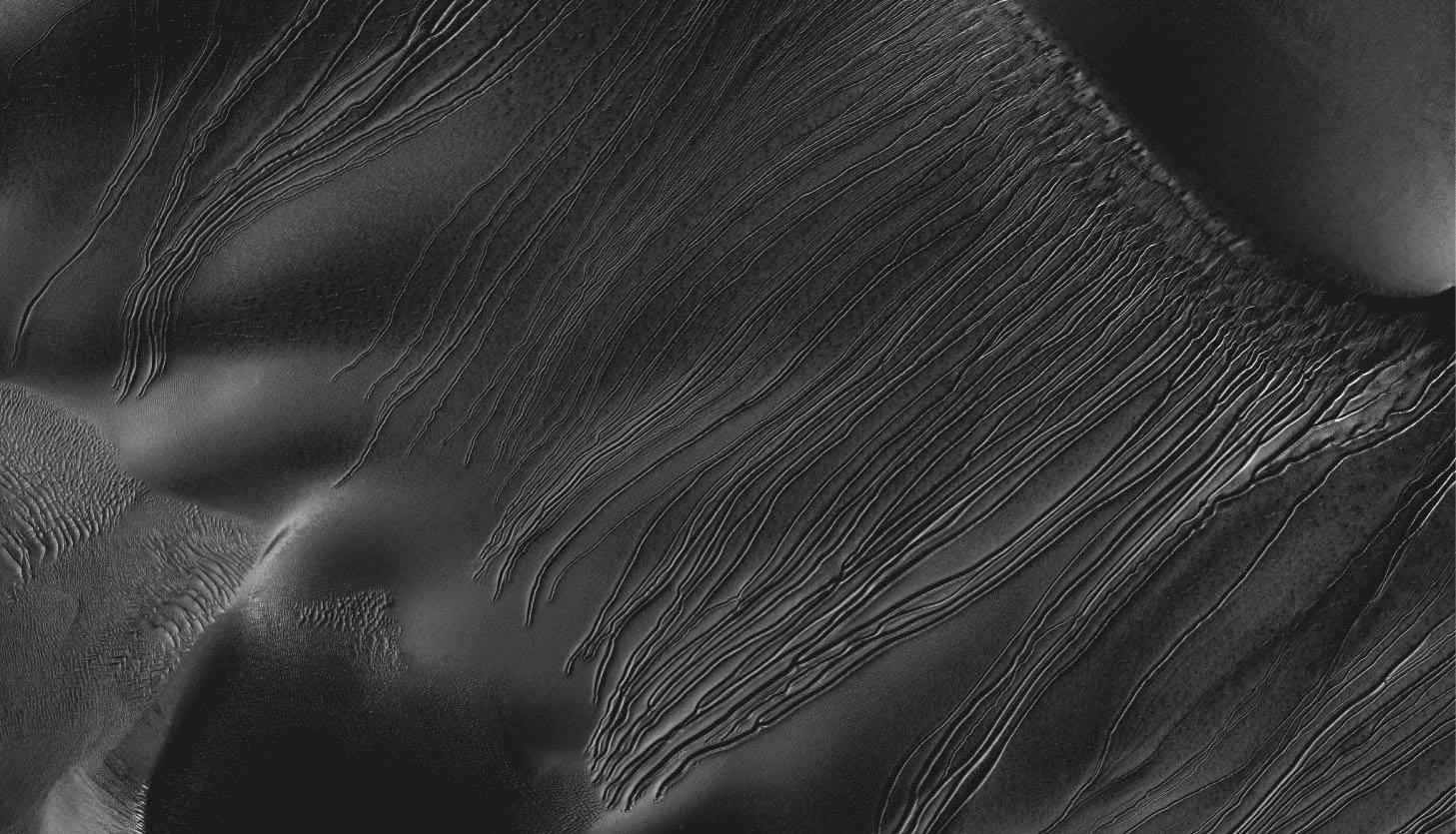 Luge de glace sèche sur Mars