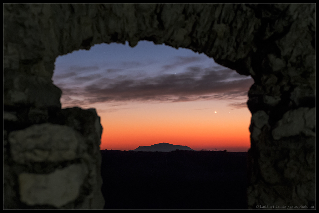Vénus et Mercure au coucher du Soleil