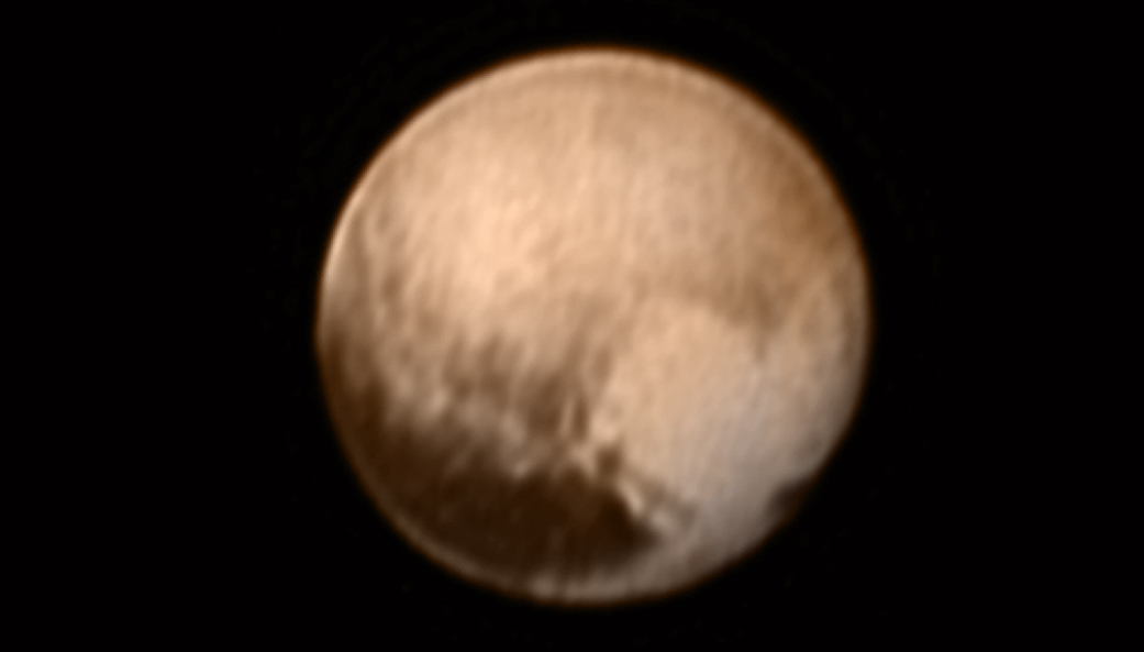 À 8 millions de km de Pluton