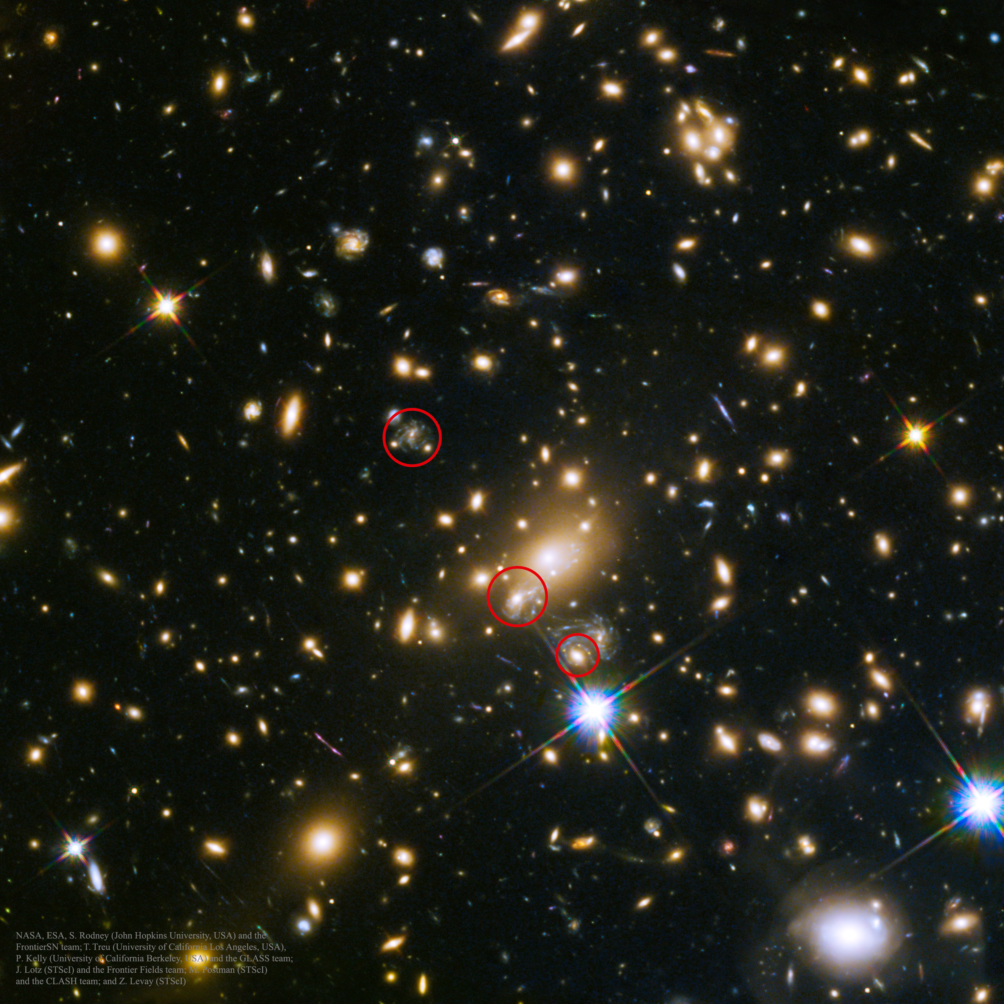 Première prévision d\'une série d\'images de supernova