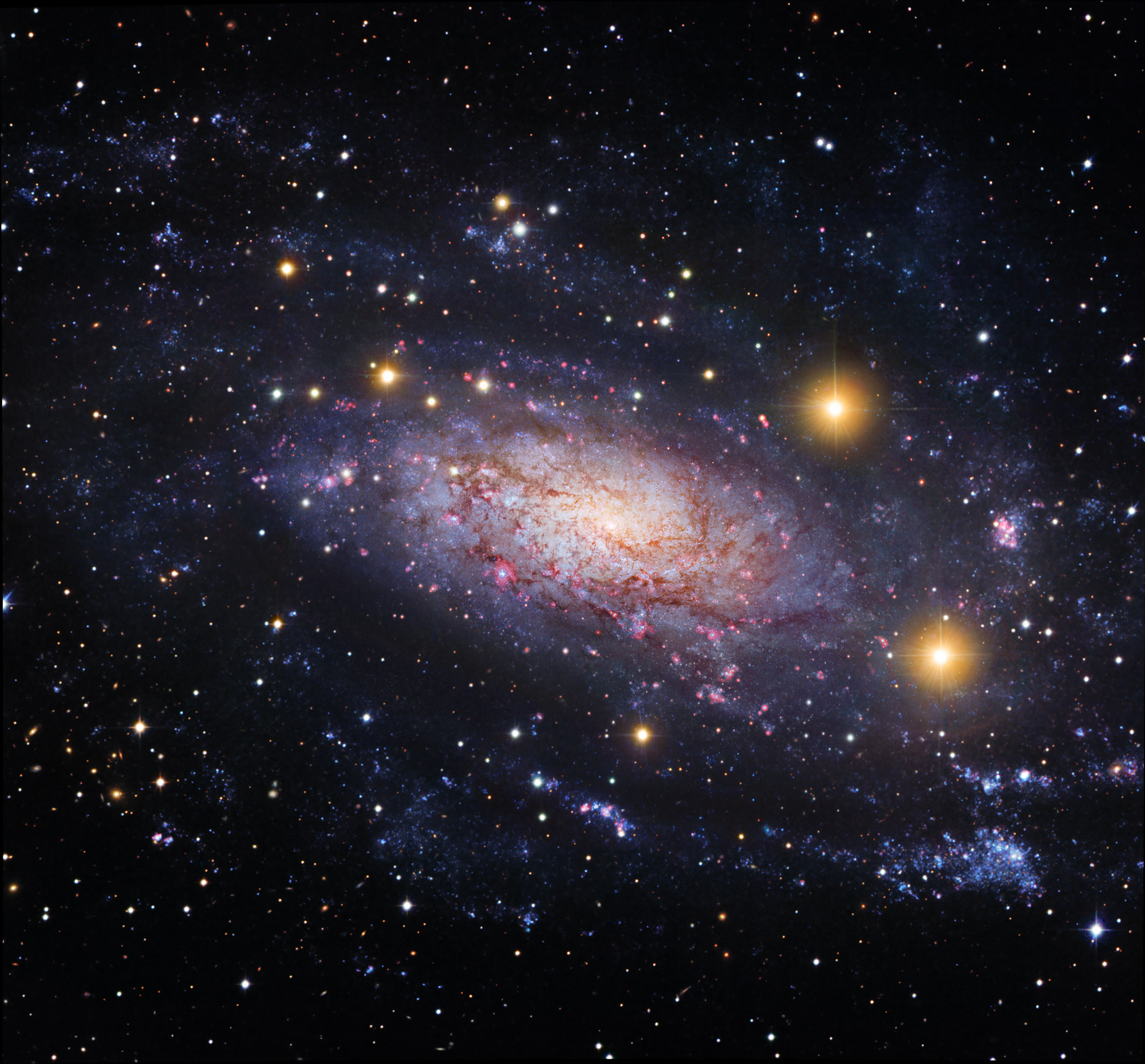 NGC 3621, bien au-delà du Groupe Local