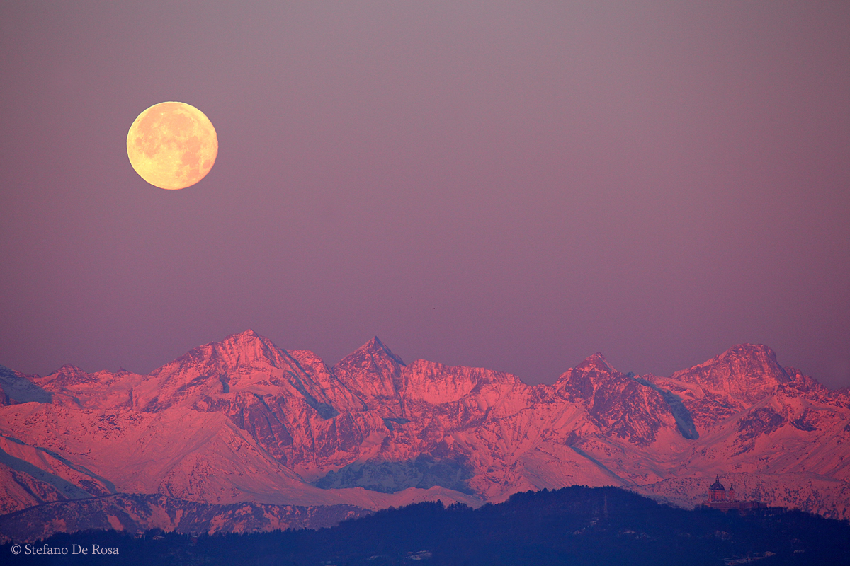 Coucher de Lune sur les Alpes et Superga