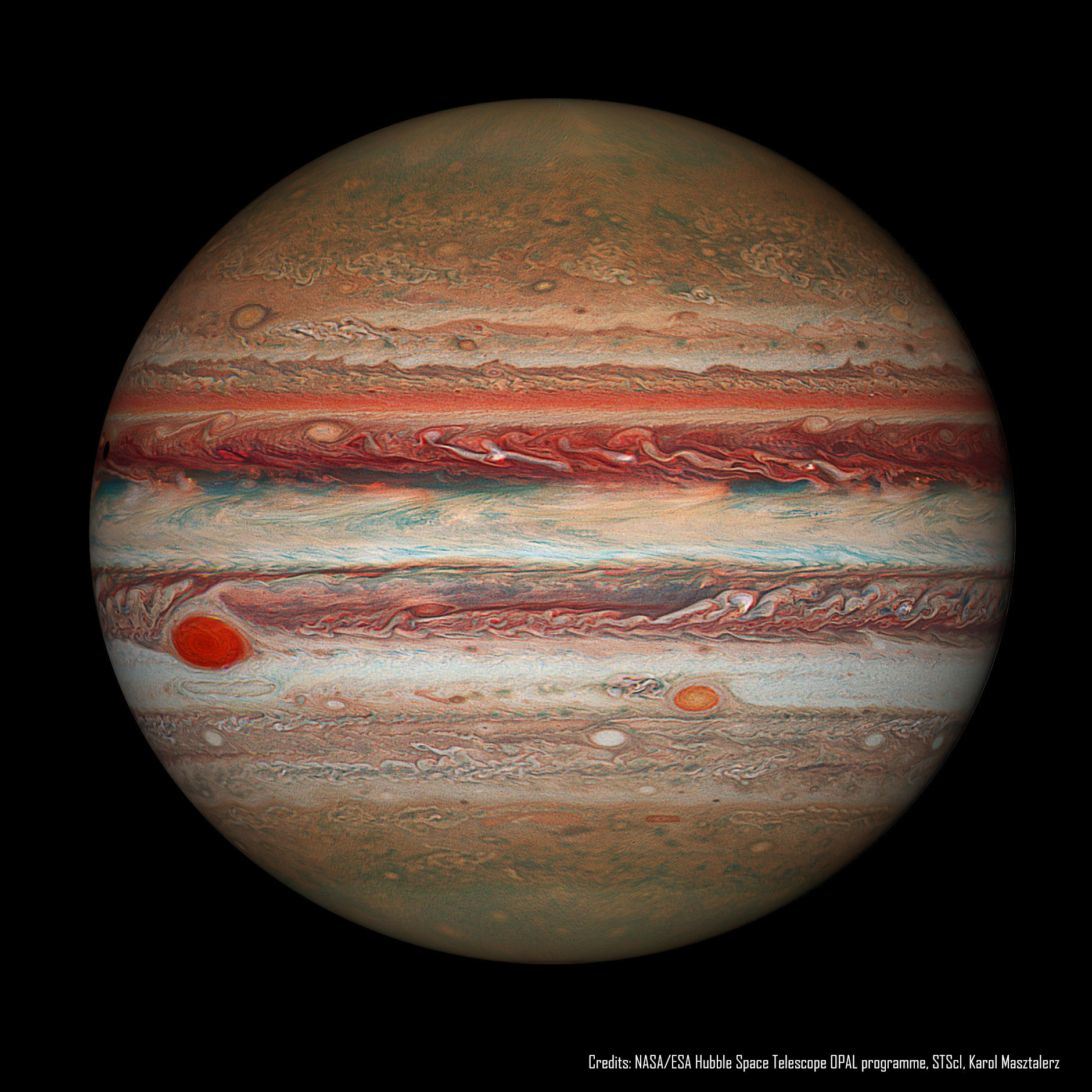 Hubble montre le rétrécissement de la Grande Tache Rouge de Jupiter