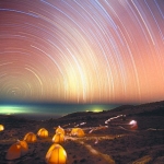 Filés d'étoiles sur le Kilimandjaro - 