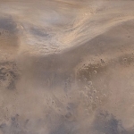 Tempête de poussière au-dessus de l'hémisphère nord de Mars