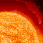 Une grande protubérance solaire par SOHO