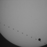 La station spatiale, Vénus et le Soleil - 