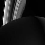 Saturne by night