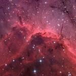 NGC 5067, gros plan sur une nébuleuse par émission