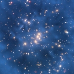 Anneau de matière noire modélisé autour de l'amas galactique CL0024 17