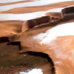 Abruptes falaises sur Mars
