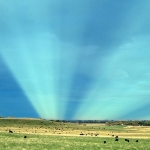 Rayons anti-crépusculaires au-dessus du Colorado