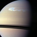 Tempête sur Saturne