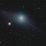 Les queues opposées de la comète Garradd