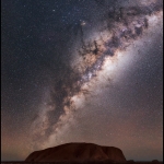 La Voie lactée sur Uluru