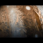 En orbite autour de Jupiter