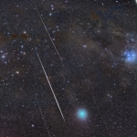 Etoiles, météores et comète dans la constellation du Taureau