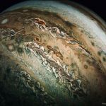 Le nuage dauphin de Jupiter photoshopé