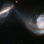 Arp 87, galaxies en fusion vues par Hubble