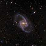 NGC 1365, majestueuse île-univers