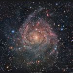 IC 342, la galaxie cachée dans la Girafe