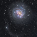 
M83, entre courants d'étoiles et rubis par milliers

