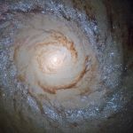 La galaxie à sursauts de formation d'étoiles Messier 94