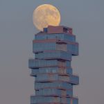 La Lune Jenga