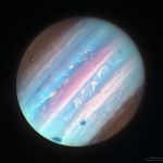 Jupiter en ultraviolet vue par Hubble