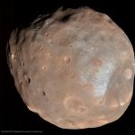 Phobos, la lune condamn&eacute;e de Mars