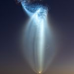 Spectaculaire panache de lanceur spatial