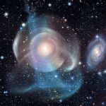 Coquilles et courants d'&eacute;toiles autour de NGC 474