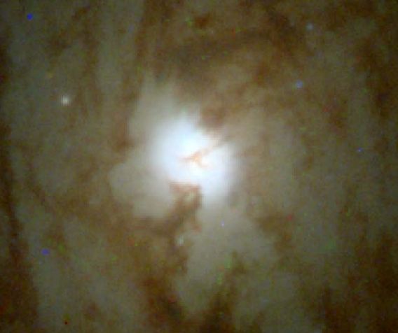 M51 : le centre du tourbillon