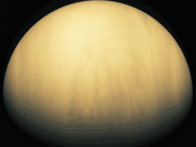 Vénus : la jumelle nuageuse de la Terre