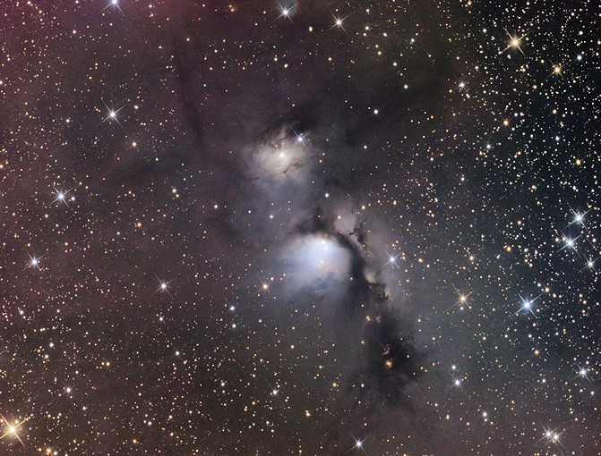 M 78 : poussière d\'étoile et lumière d\'étoile