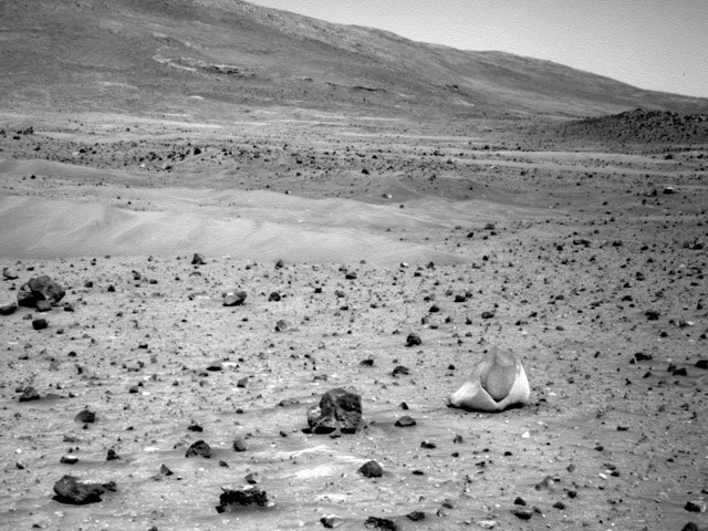 Une étrange roche bicolore sur Mars
