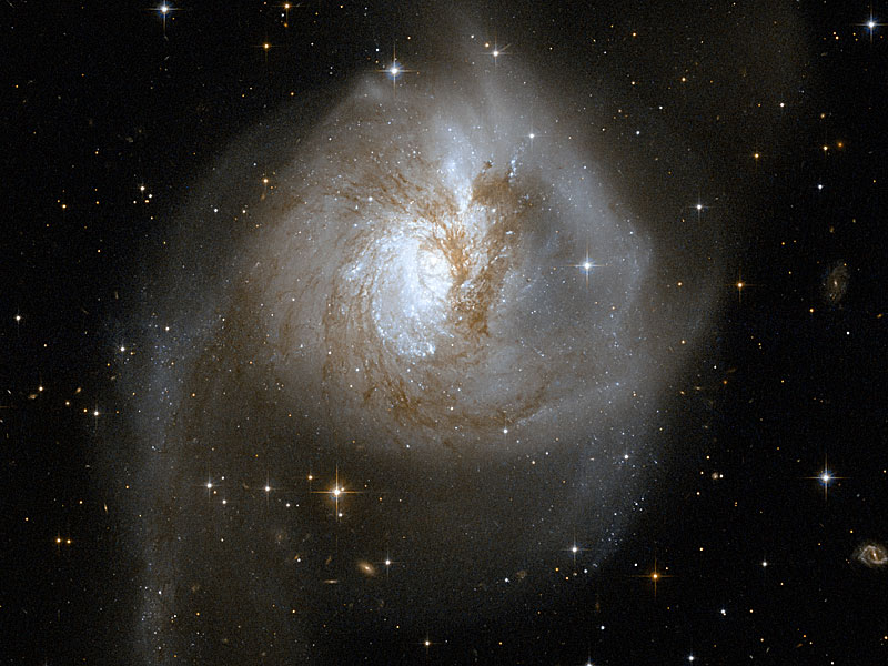 Collision de galaxies dans NGC 3256