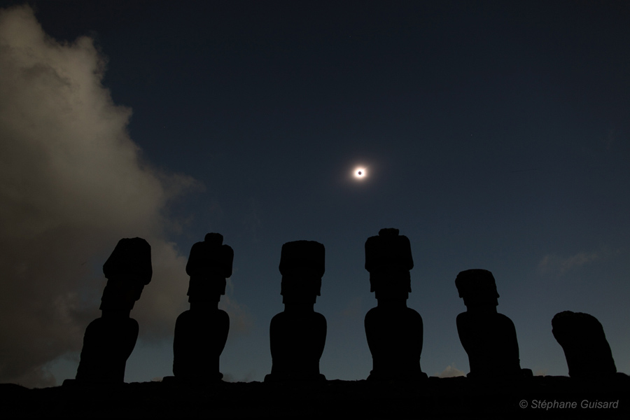 Eclipse sur l’île de Pâques
