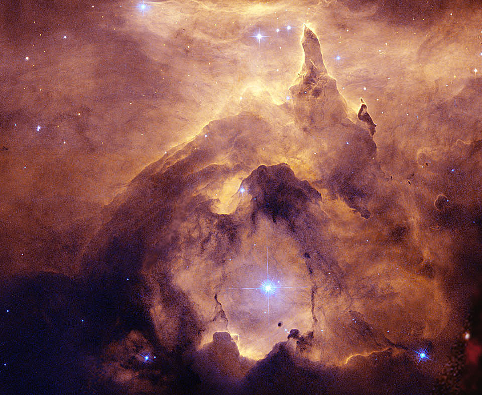 Une étoile massive dans NGC 6357