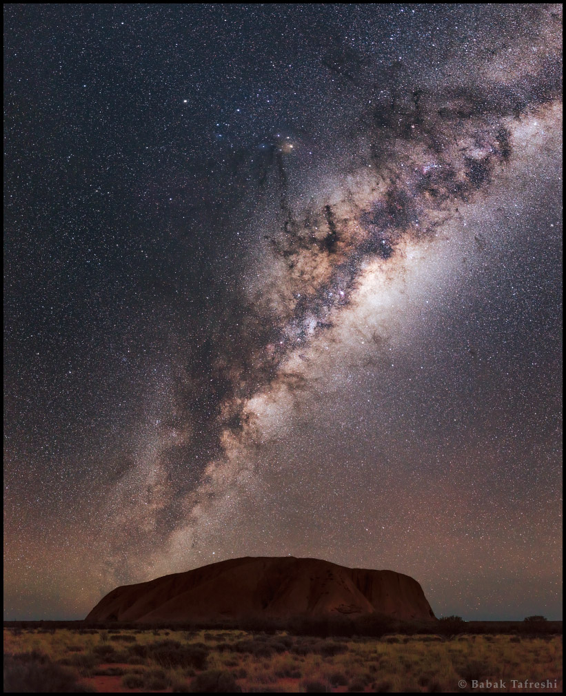 La Voie lactée sur Uluru